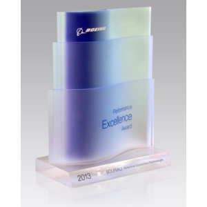 Esterline Connection Technologies SOURIAU remporte le Prix d’Excellence des Fournisseurs Boeing catégorie Argent  