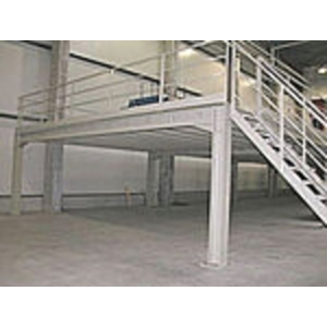 Rambarde et escalier métallique pour plateforme et mezzanine