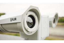 Nouvelle caméra de sécurité visible/thermique haute résolution pour sites industriels