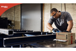 WYPALL® MIDI-ROLL, un nouveau système 2 en 1 de distribution en rouleau et feuille à feuille pour l'essuyage des surfaces