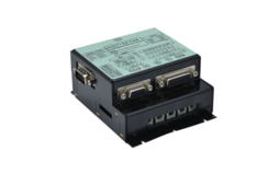 Servo-variateur pour moteur rotatif et moteur linéaire